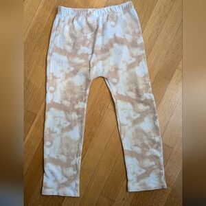 Grayson Collective Cream Tie-Dye Lounge Pants. Size 5T